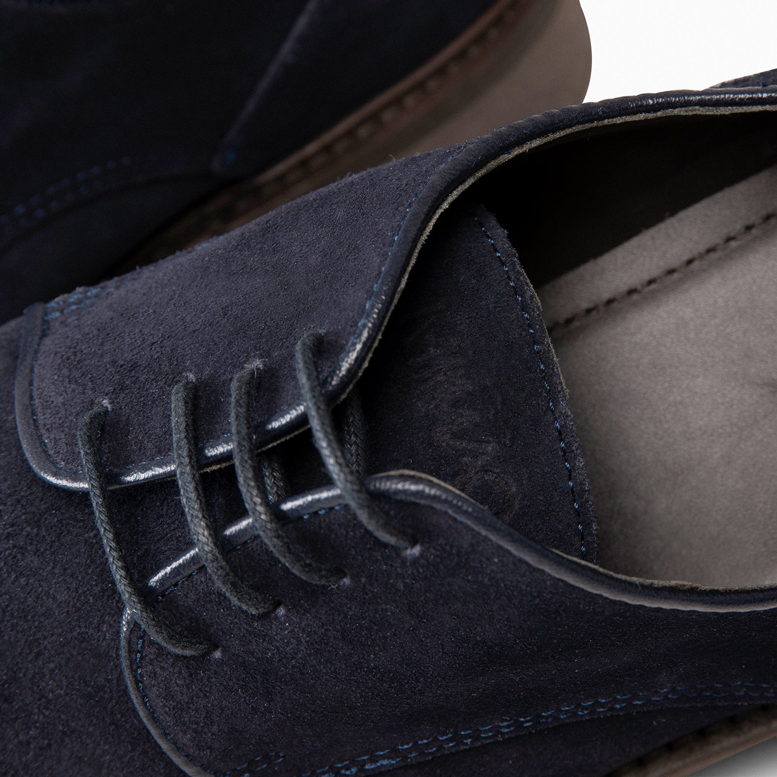 ALONSO – Zapato de vestir de serraje MARINO - miMaO ®