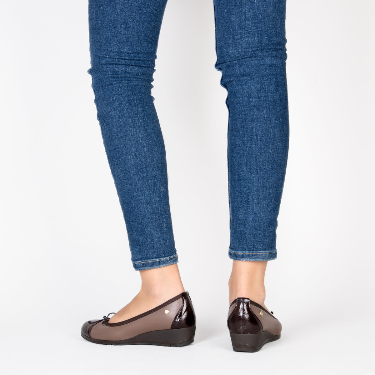 NORINA - Bailarina con cuña TAUPE - miMaO ®
