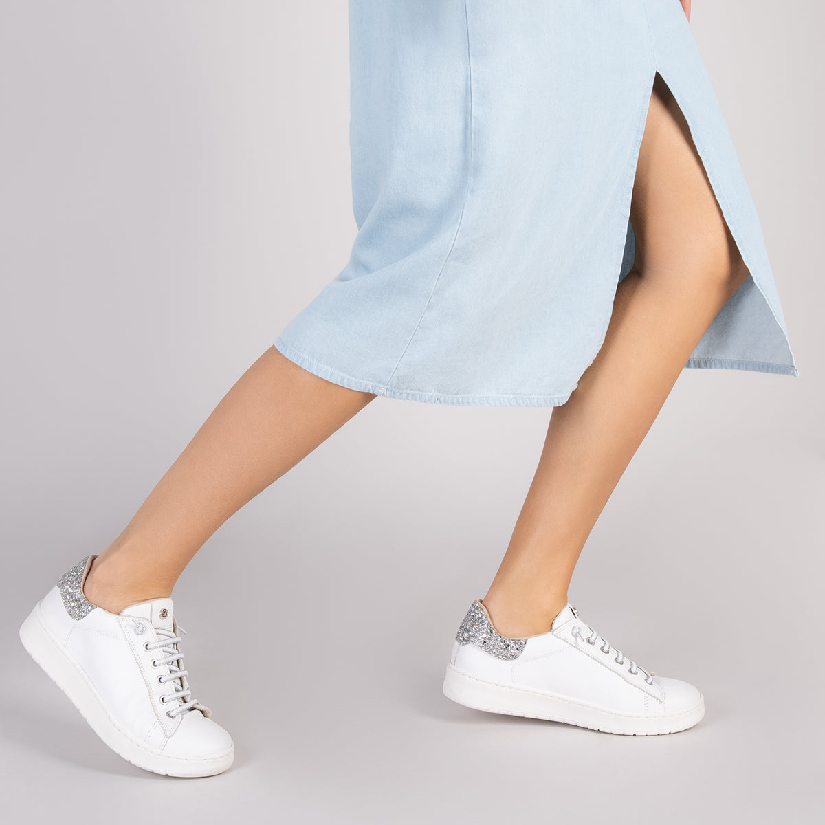 NANTES  - WHITE & SILVER SNEAKER WITH ELASTIC LACES