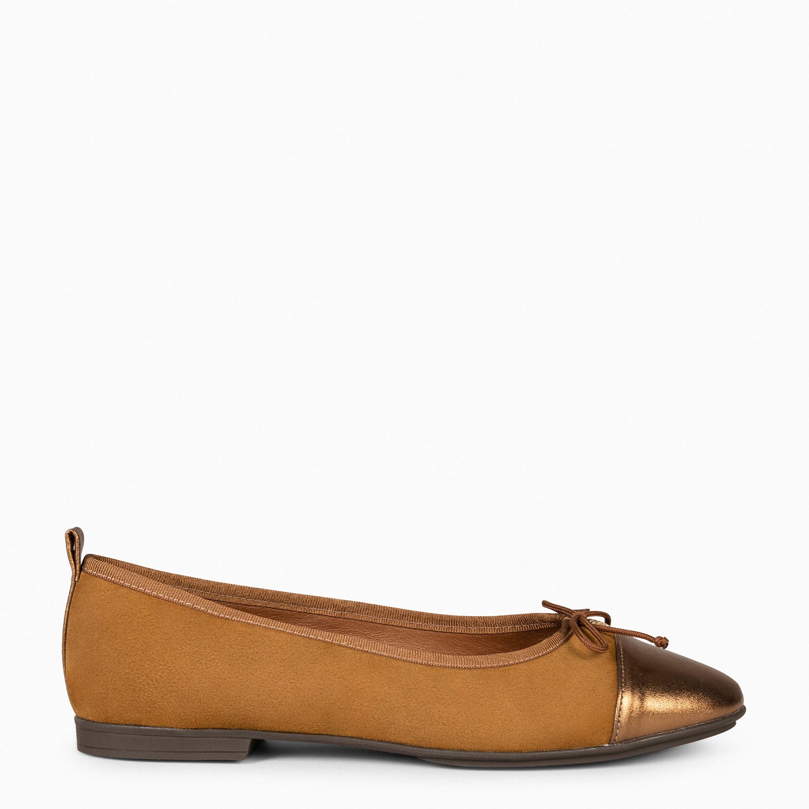 NICOLLE – Bailarina plana con puntera CAMEL - miMaO ®