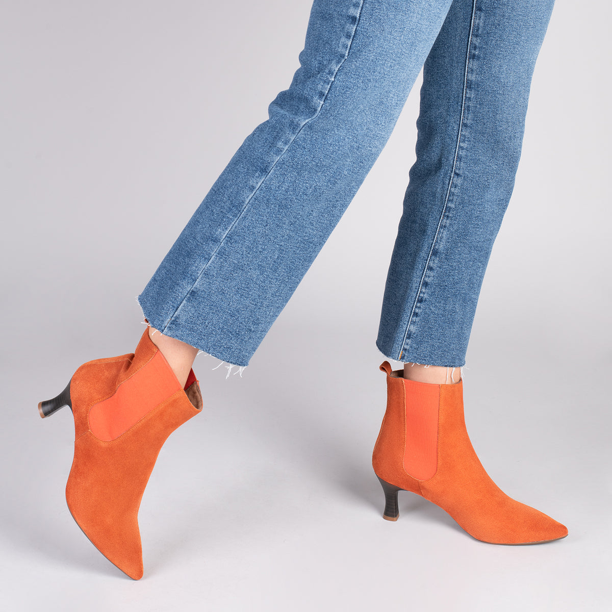 CHIC – Botines chelsea con tacón NARANJA - miMaO ®