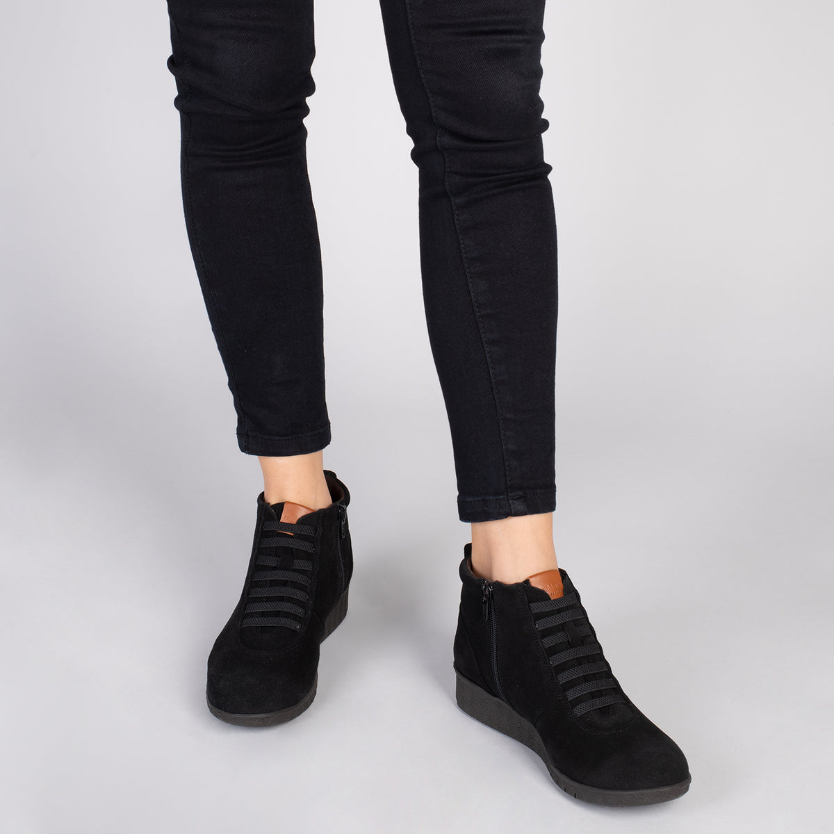 FLEXY - Zapatillas abotinadas NEGRO - miMaO ®