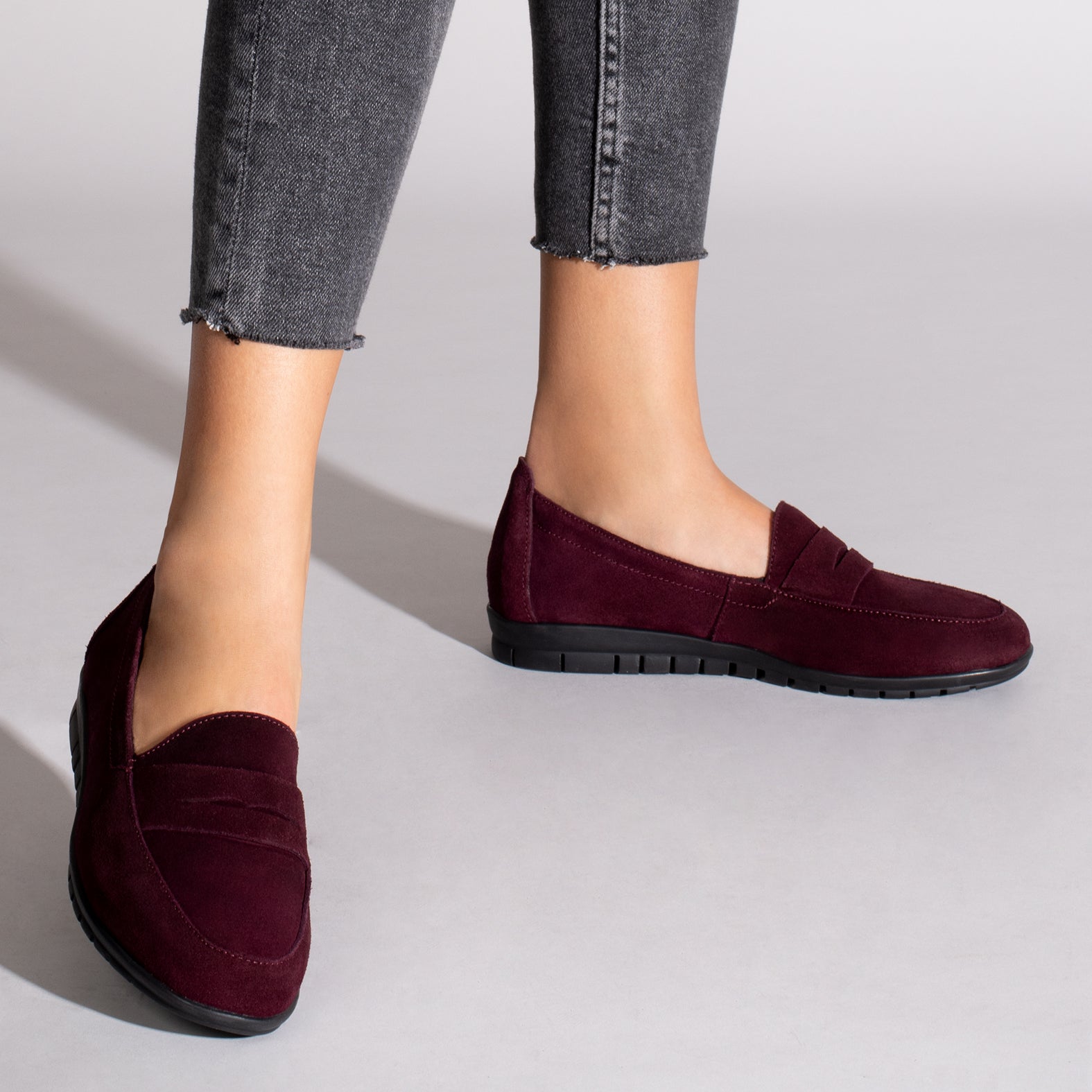 360  Mocasines de mujer con antifaz BURDEOS - miMaO ®