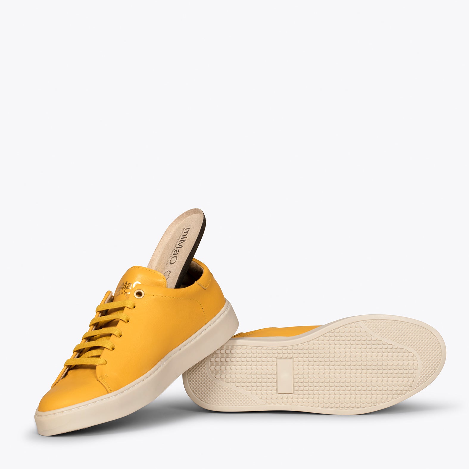 SKATE - Baskets JAUNE casual en cuir