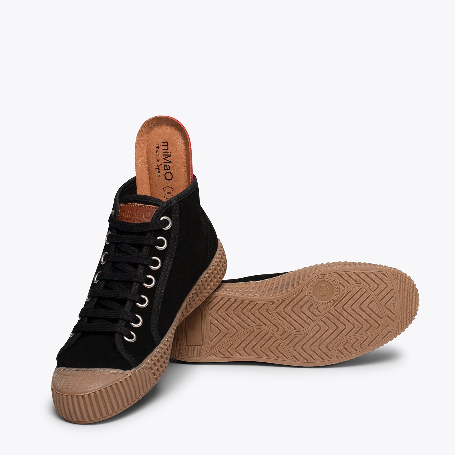 JUMP – BLACK water-repellent suede sneakers