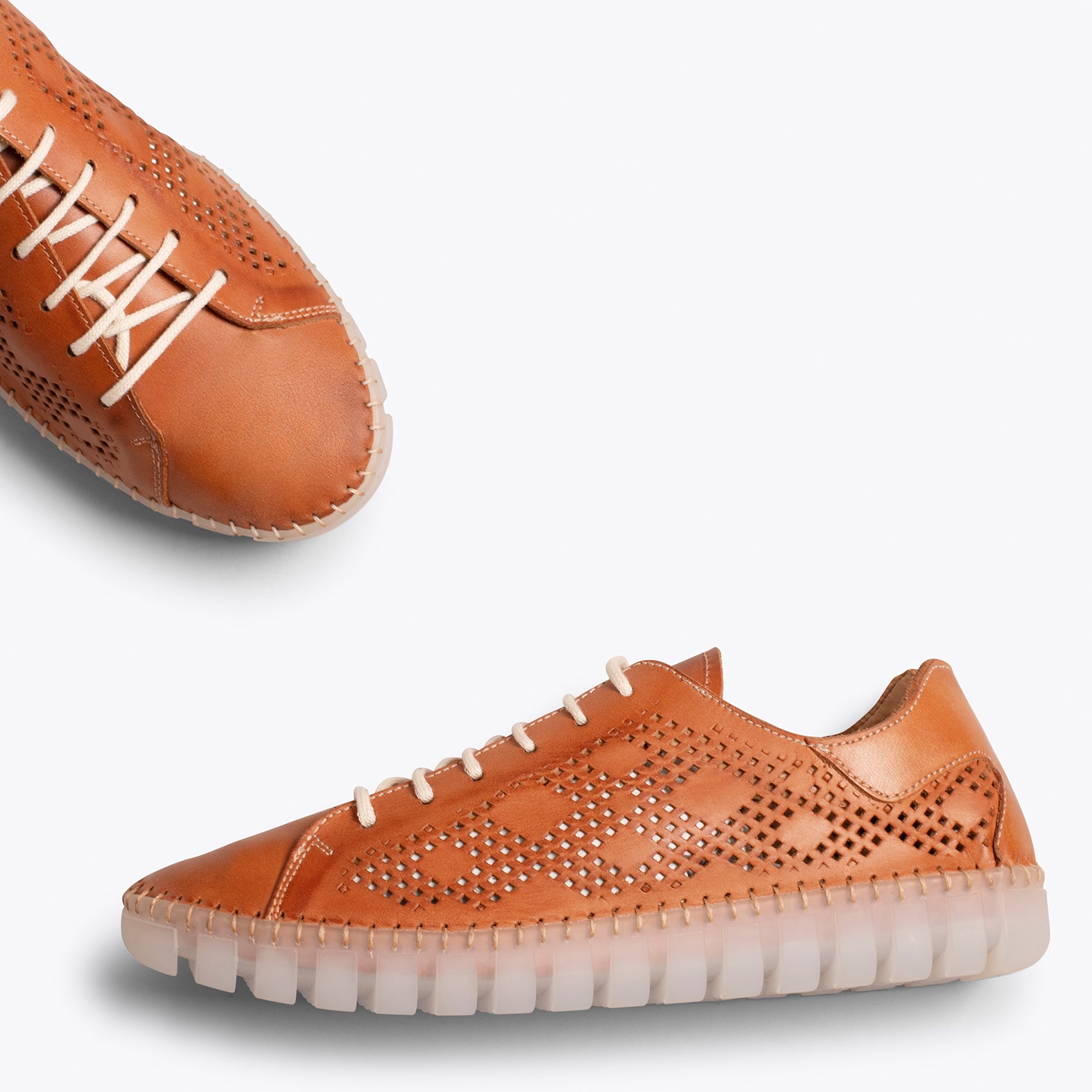 FLEXY Zapatilla CAMEL extra flexible con picado