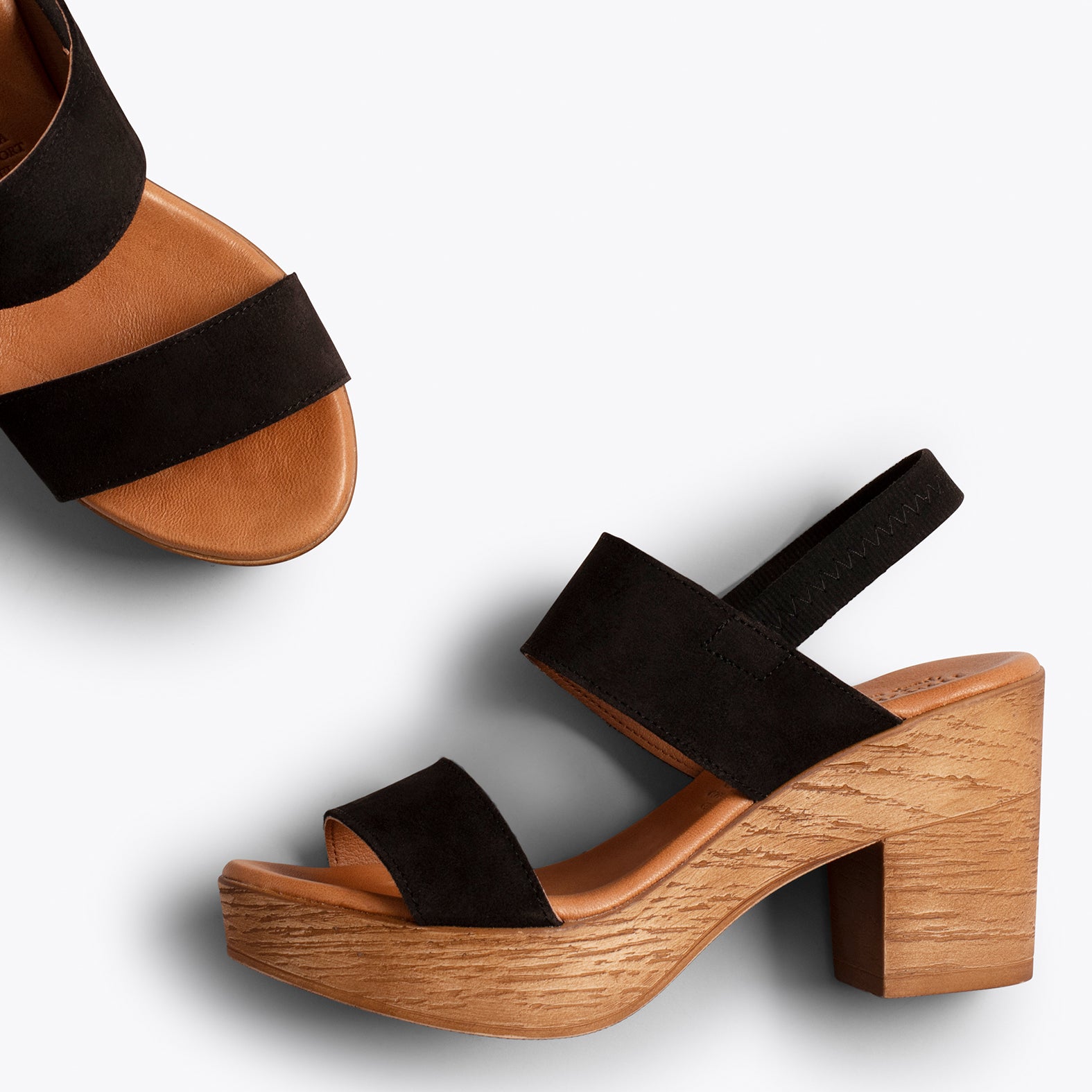 PLATFORM – BLACK platform sandals with straps