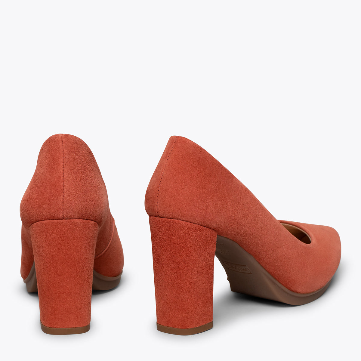 URBAN – Zapatos de tacón alto de ante TEJA