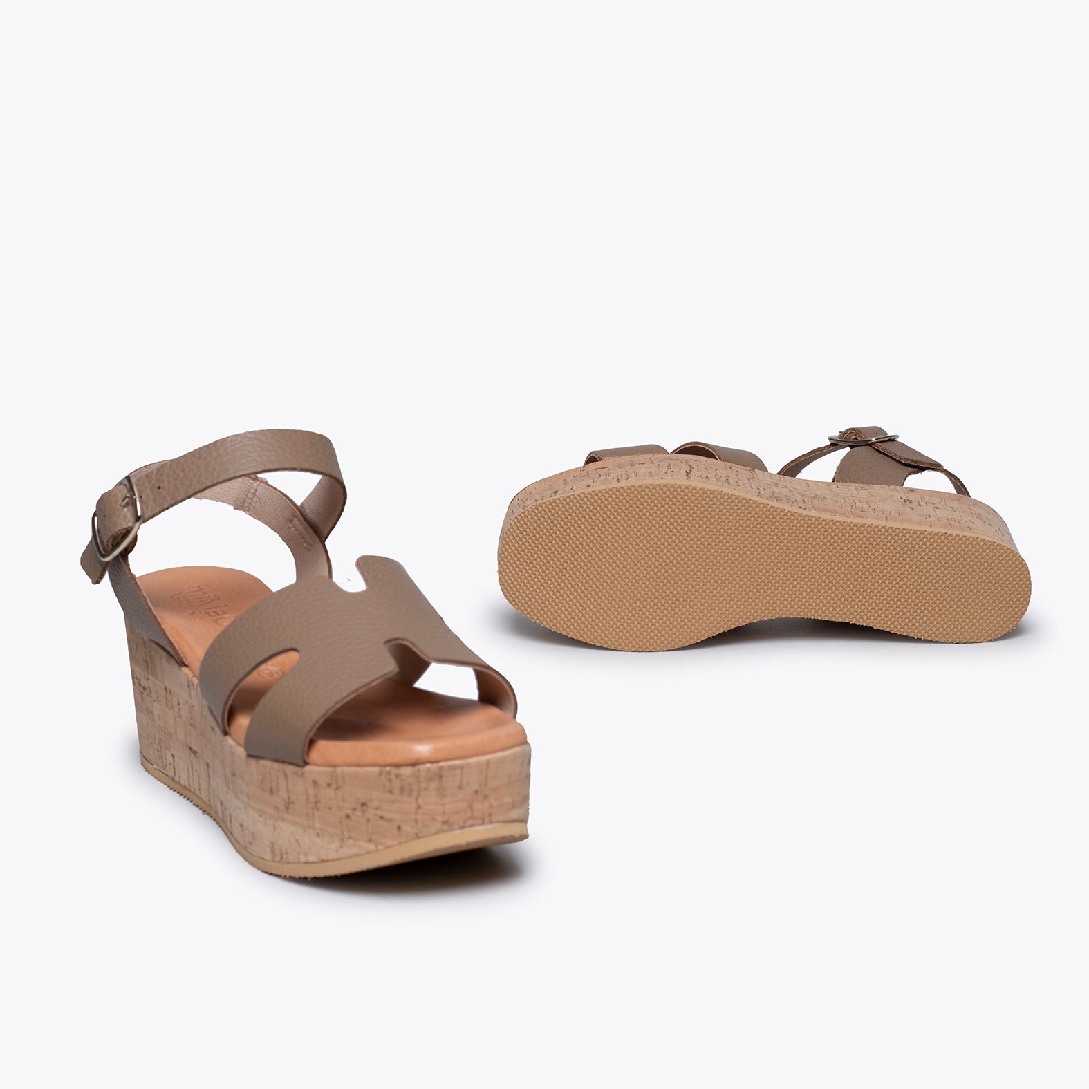 HACHE – Sandalia con cuña de corcho TAUPE - miMaO ®