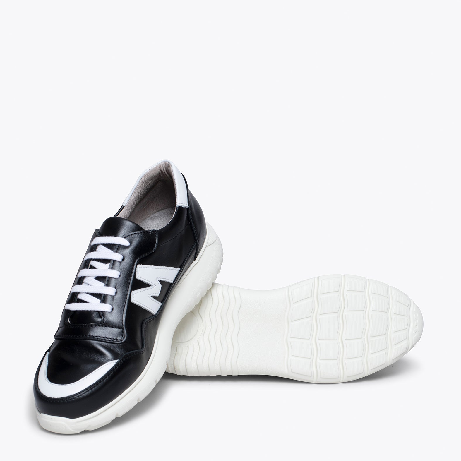 PARIS - BLACK WHITE MAN SNEAKER