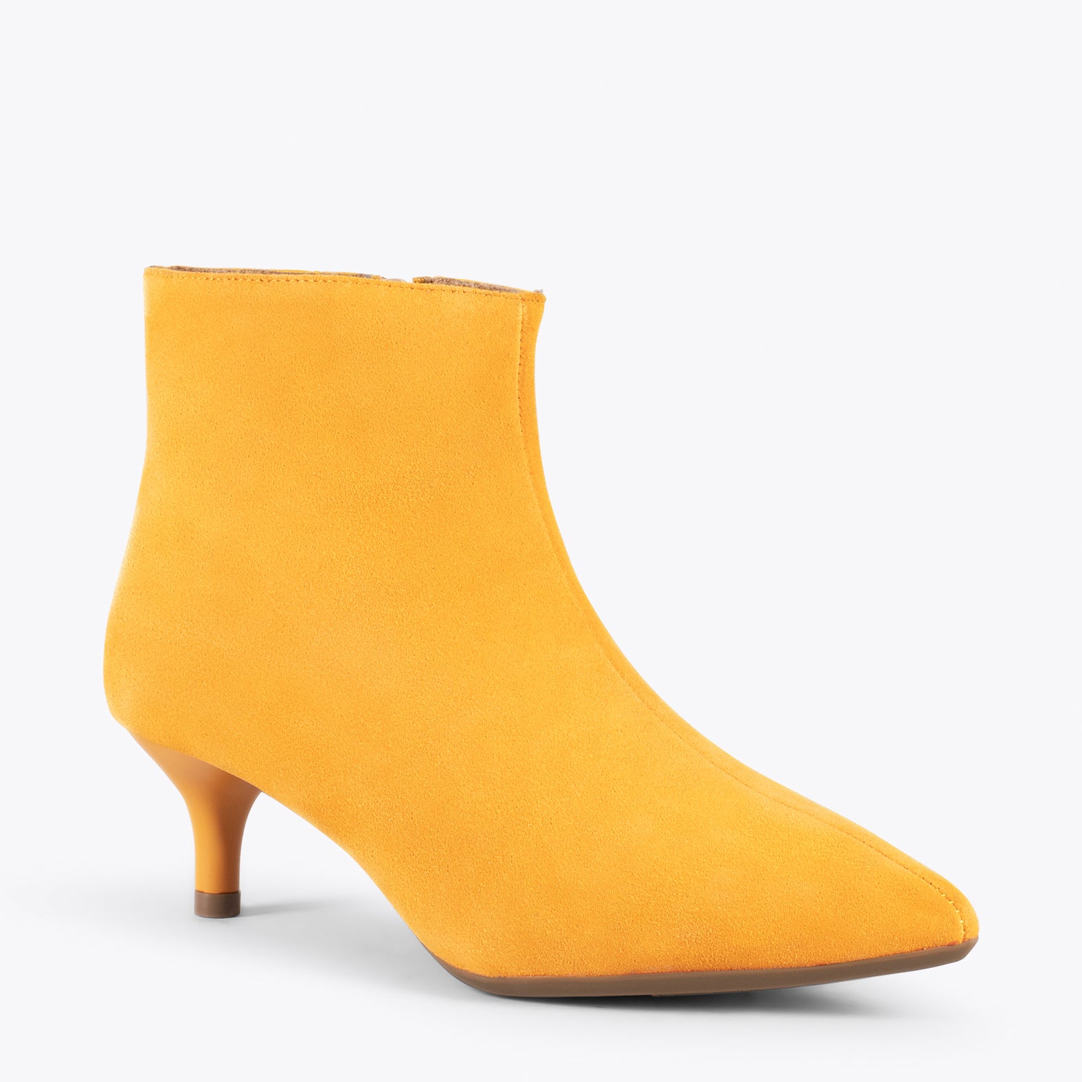 OUTFIT -  Botines elegantes de tacón bajo de aguja  AMARILLO - miMaO ®