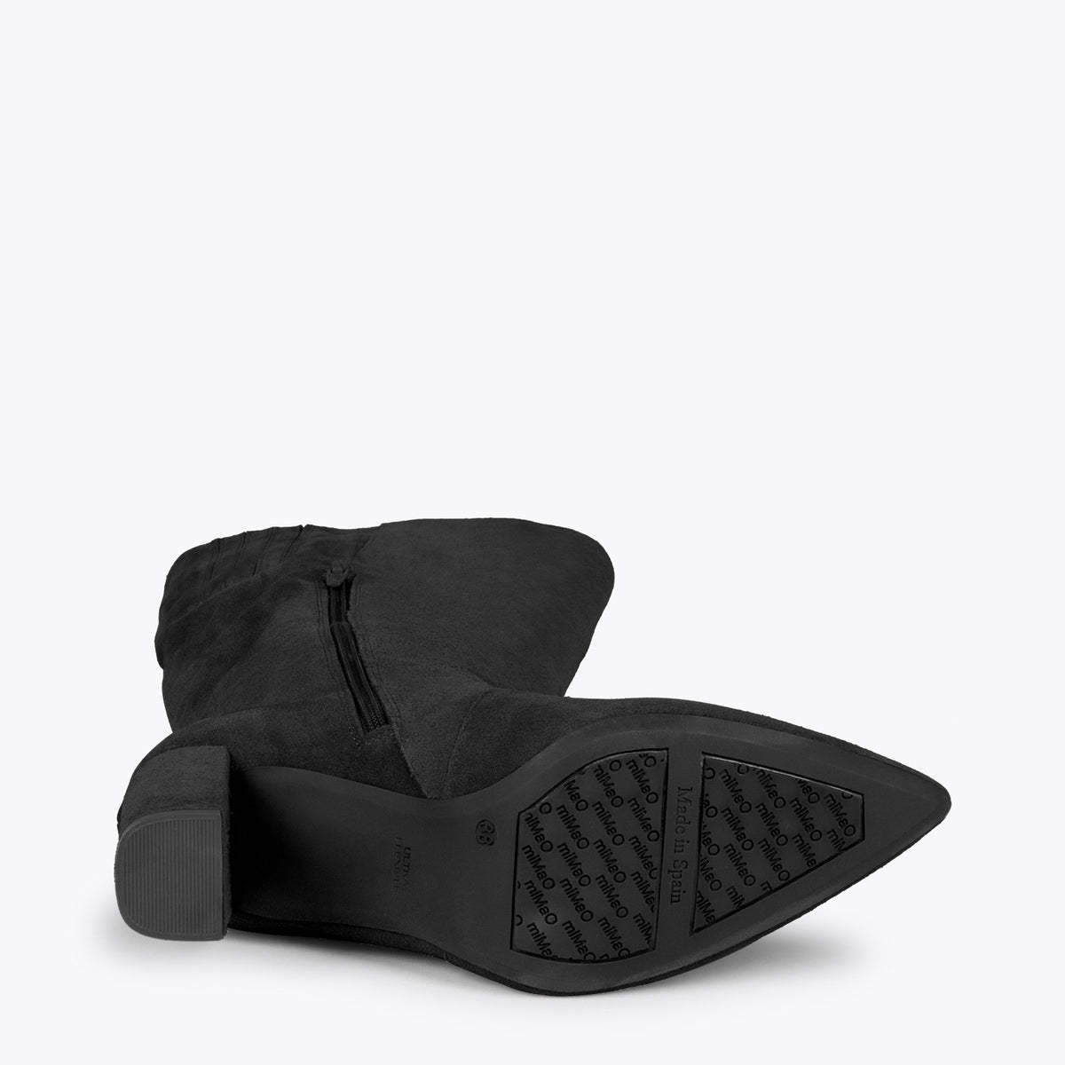 URBAN – BLACK high boots with zipper