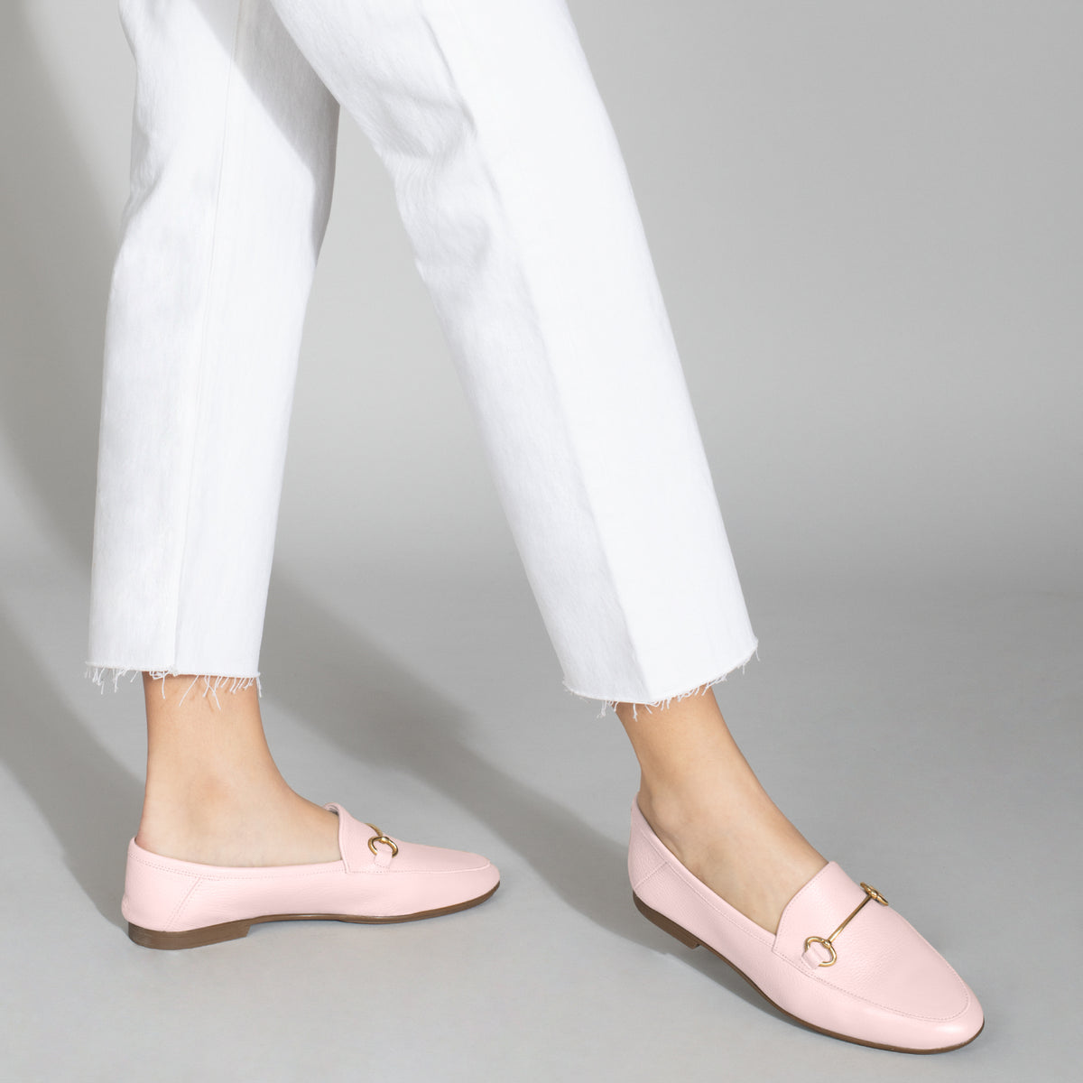 STYLE – Mocasines planos ROSA con adorno metalizado